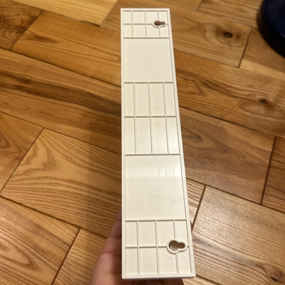 Lego Wall Mounted Coat Hanger/Hanging Rack, Pink/Purple - Picture 2 of 4